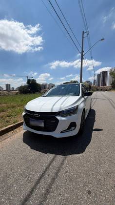 CHEVROLET ONIX 1.0 TURBO FLEX RS AUTOMÁTICO CHEVROLET ONIX 1.0 TURBO FLEX RS AUTOMÁTICO